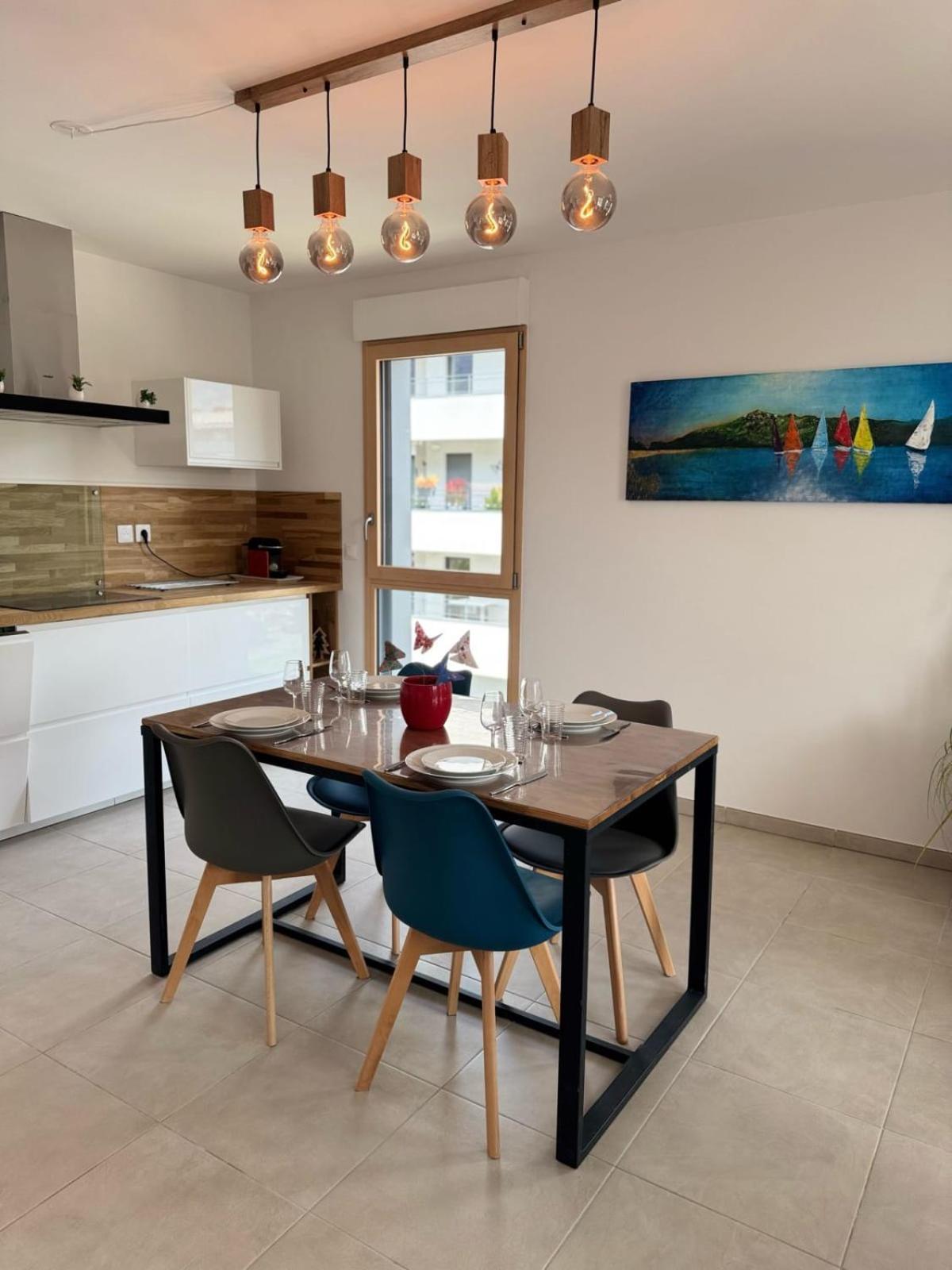 La Parenthèse Du - View And Private Parking Appartement